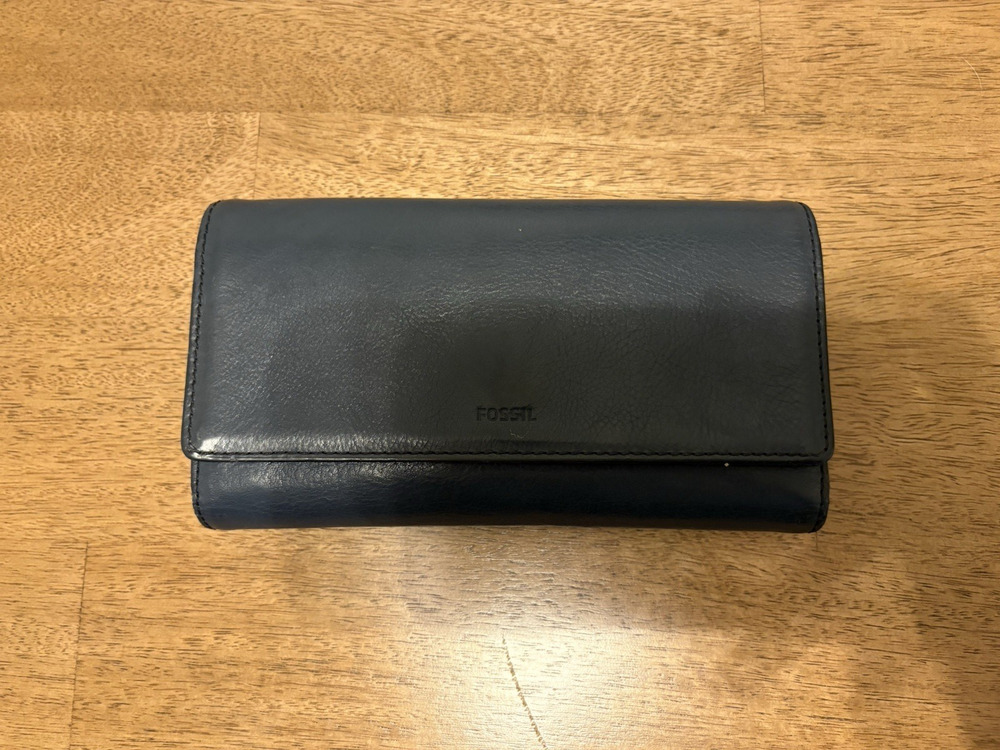 Fossil Emma RFID Flap Clutch Navy Blue Trifold Leather Wallet Snap Closure